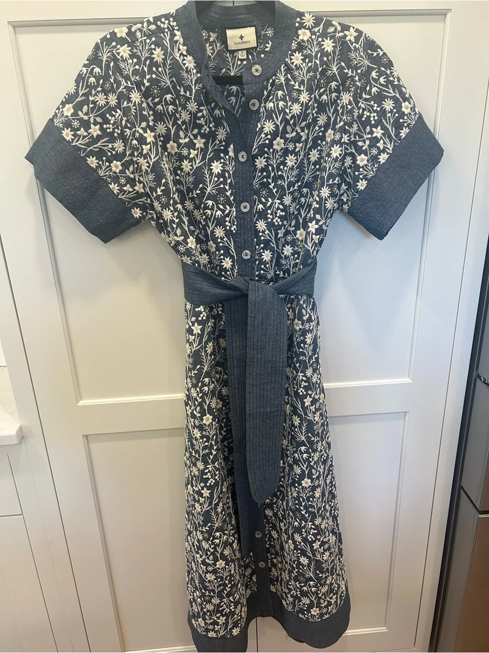 Never worn, Tuckernuck Blue Floral Button-Front Midi Dress with Tie Waist - Picture 1 of 3